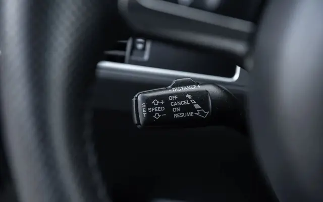 AUDI RS6 Ver-5-0-tfsi-quattro-tiptr