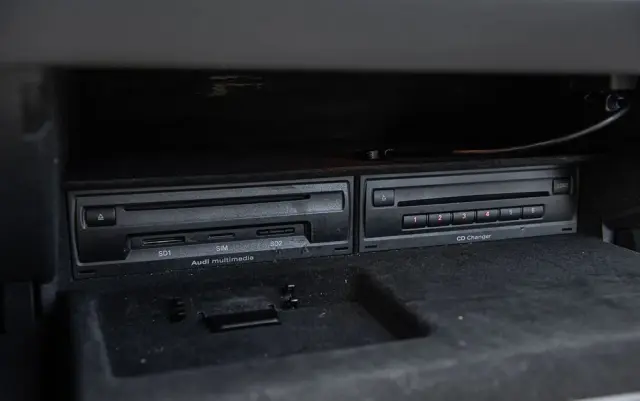 AUDI RS6 Ver-5-0-tfsi-quattro-tiptr