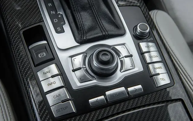 AUDI RS6 Ver-5-0-tfsi-quattro-tiptr