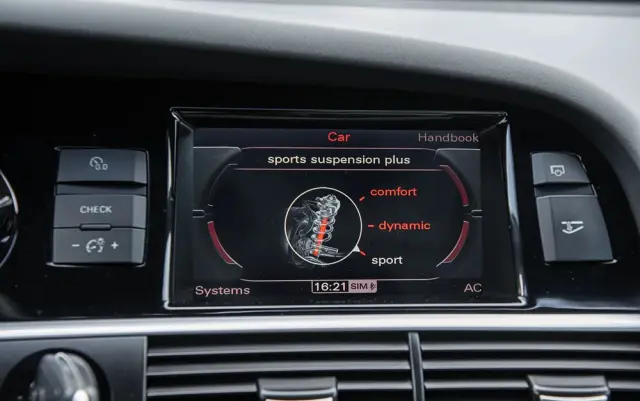 AUDI RS6 Ver-5-0-tfsi-quattro-tiptr