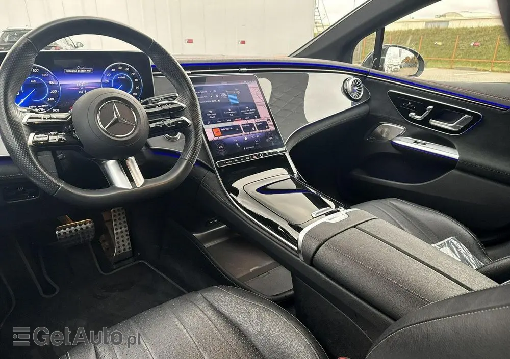 MERCEDES-BENZ EQE 