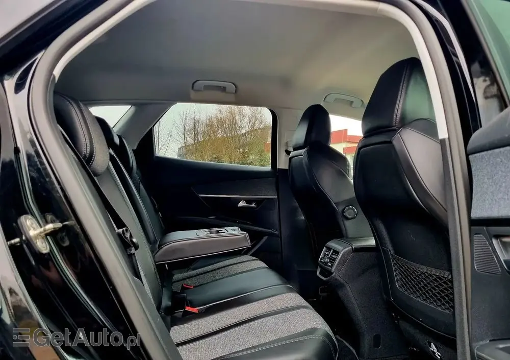 PEUGEOT 3008 1.2 PureTech Allure S&S