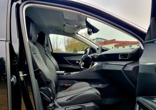 PEUGEOT 3008 1.2 PureTech Allure S&S