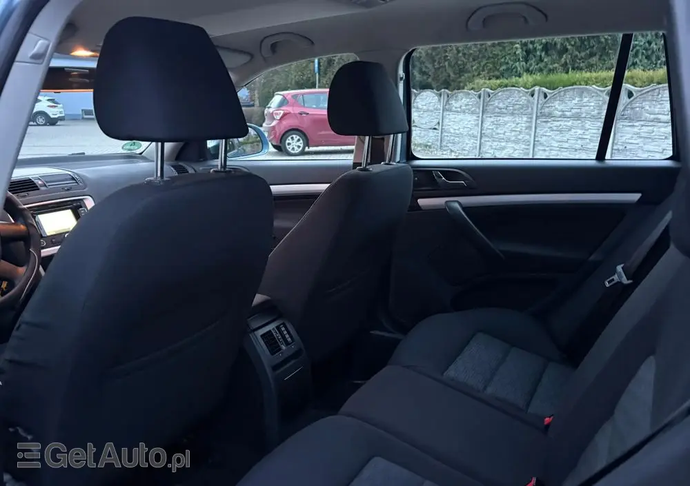 SKODA Octavia Combi 1.4 TSI Ambiente Green tec