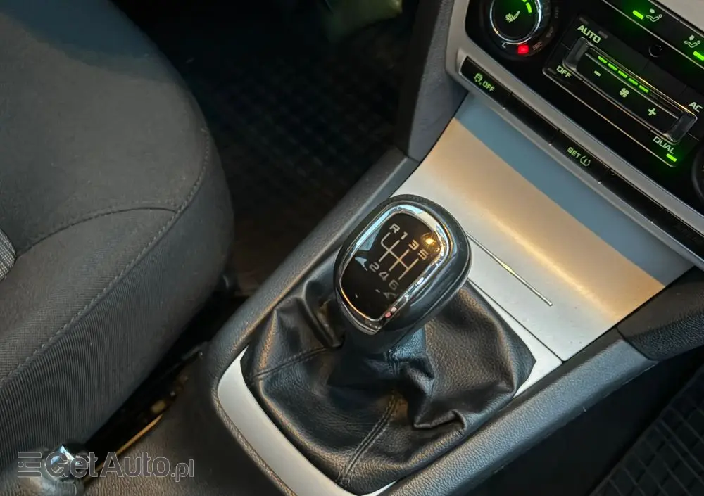 SKODA Octavia Combi 1.4 TSI Ambiente Green tec