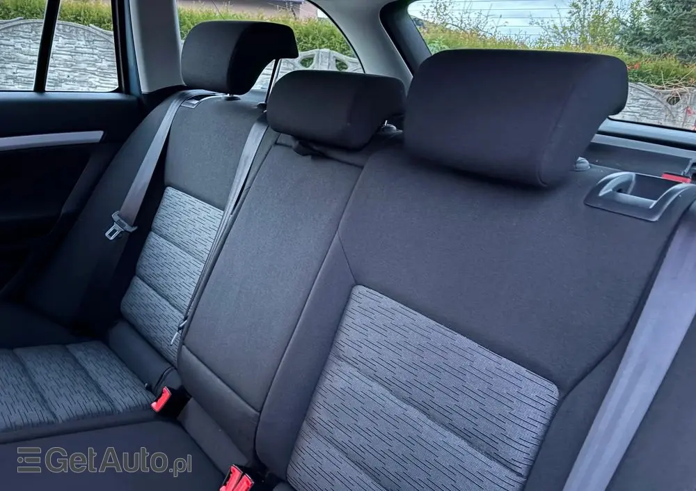 SKODA Octavia Combi 1.4 TSI Ambiente Green tec