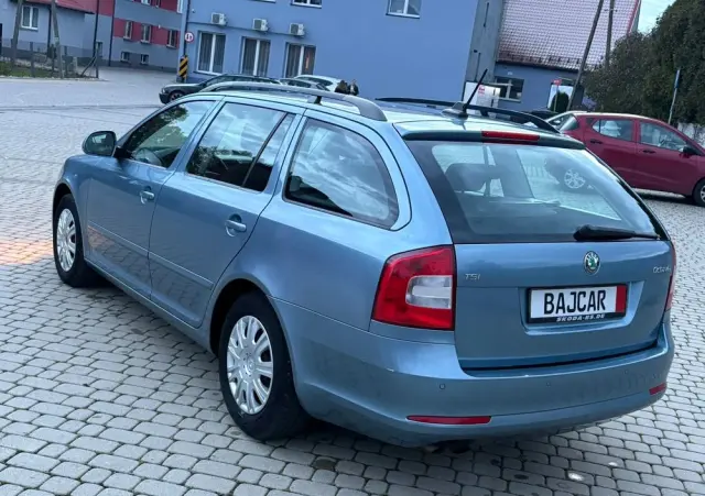 SKODA Octavia Combi 1.4 TSI Ambiente Green tec