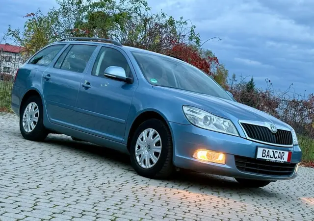 SKODA Octavia Combi 1.4 TSI Ambiente Green tec