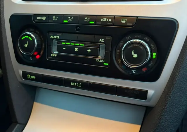 SKODA Octavia Combi 1.4 TSI Ambiente Green tec