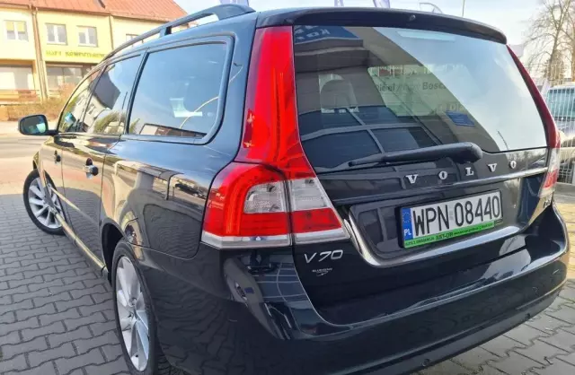 VOLVO V70 