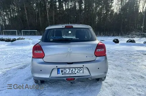 SUZUKI Swift 