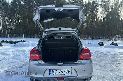 SUZUKI Swift 