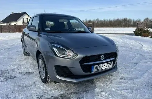 SUZUKI Swift 