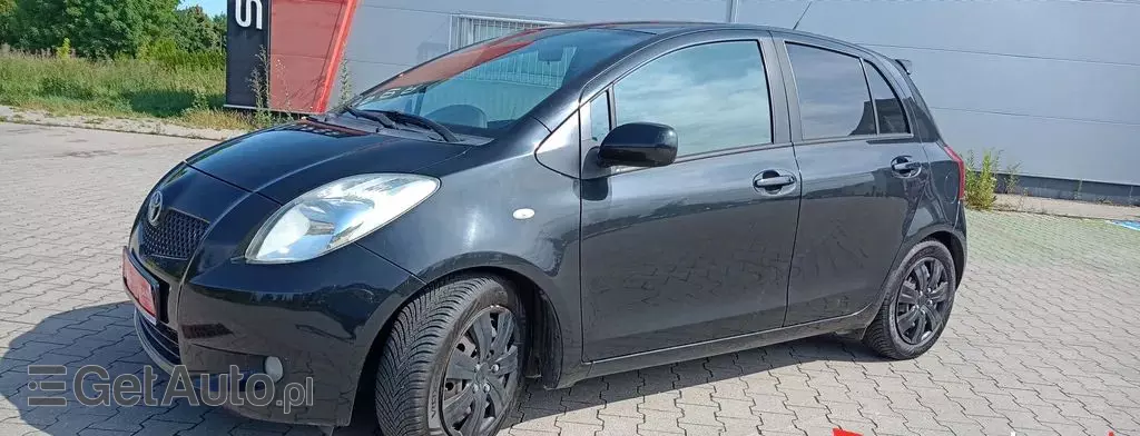 TOYOTA Yaris 1.3 i VVT-i (87 KM)