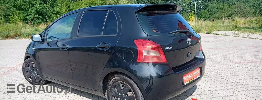 TOYOTA Yaris 1.3 i VVT-i (87 KM)