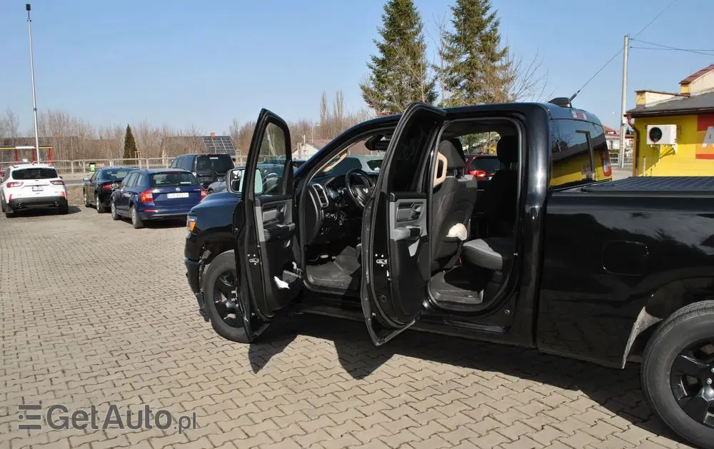 RAM 1500 Crew Cab Longbed Laramie