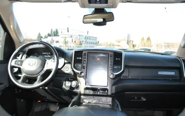 RAM 1500 Crew Cab Longbed Laramie