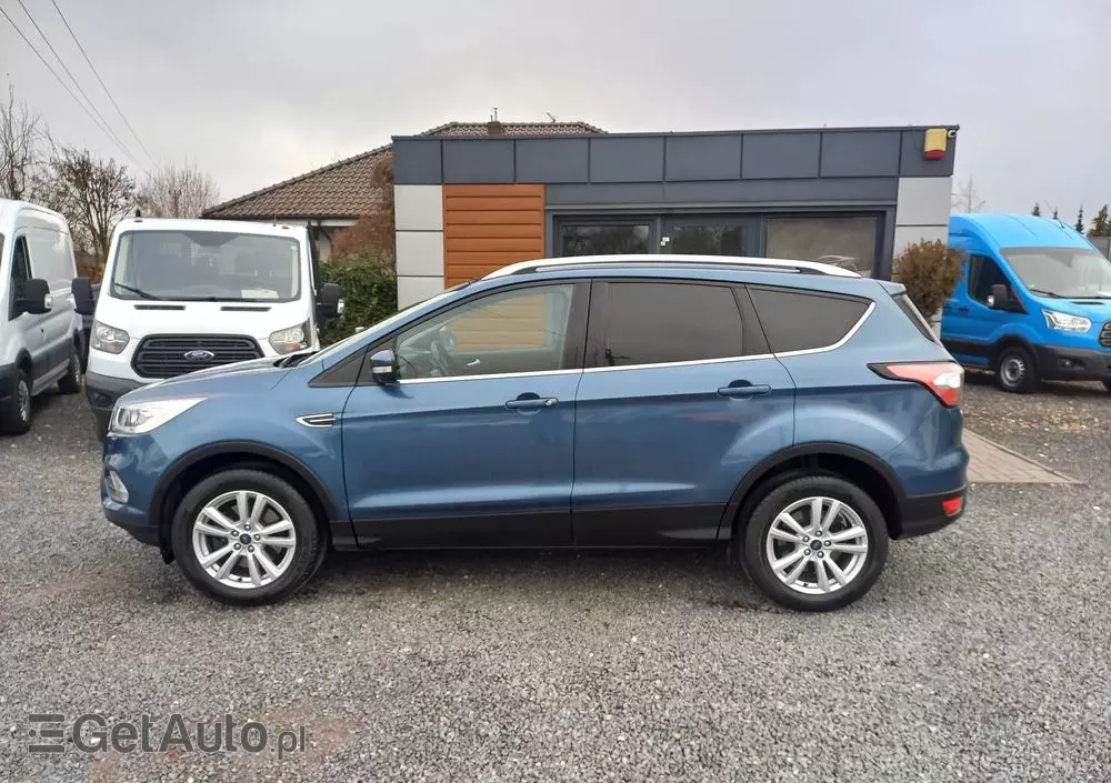 FORD Kuga 2.0 TDCi 2x4 Titanium
