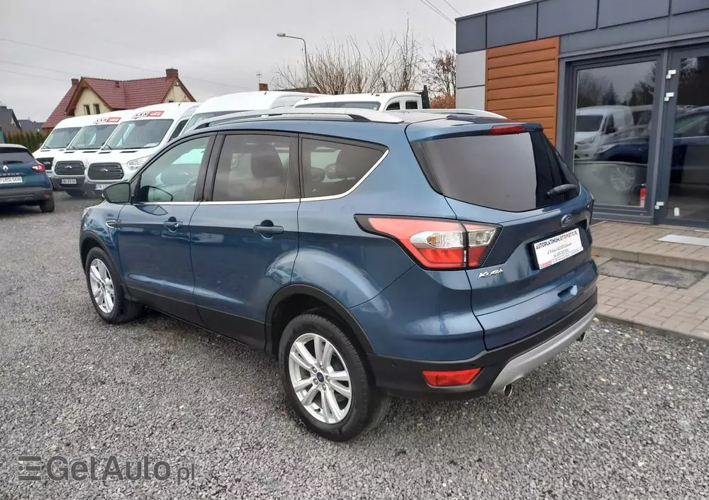 FORD Kuga 2.0 TDCi 2x4 Titanium