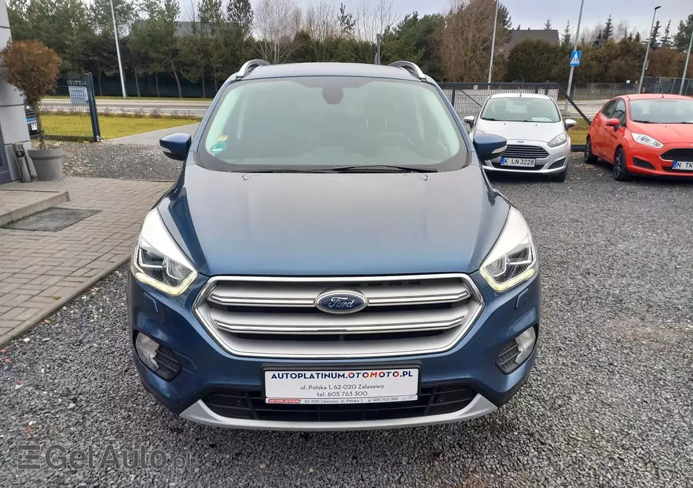 FORD Kuga 2.0 TDCi 2x4 Titanium