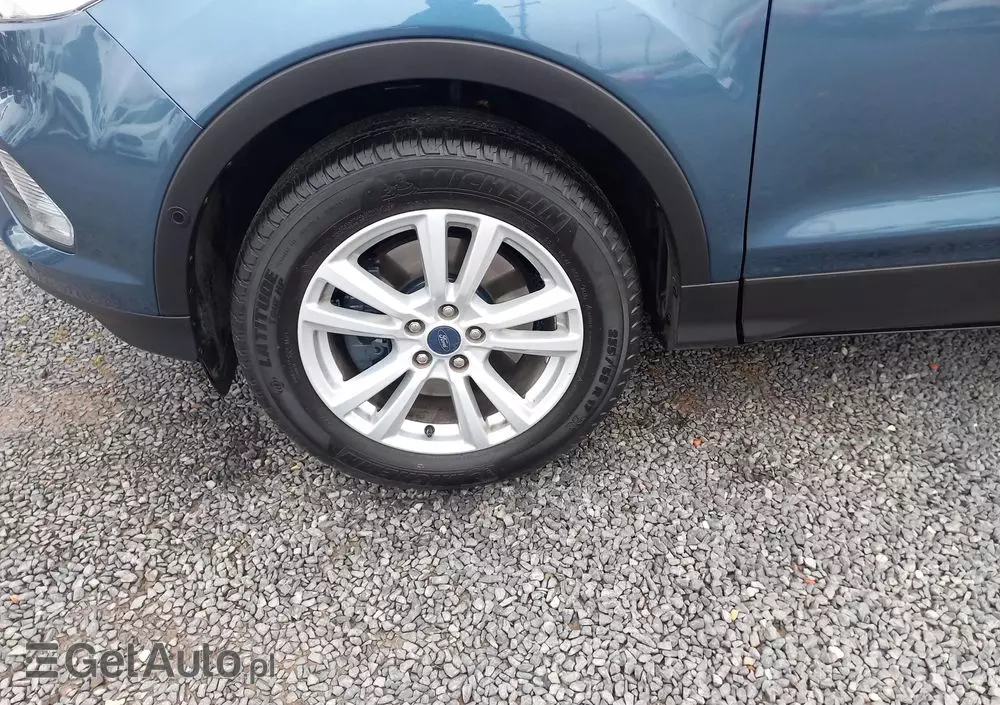 FORD Kuga 2.0 TDCi 2x4 Titanium