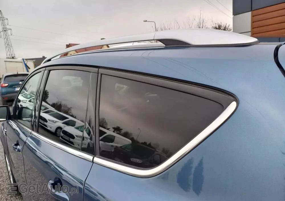 FORD Kuga 2.0 TDCi 2x4 Titanium