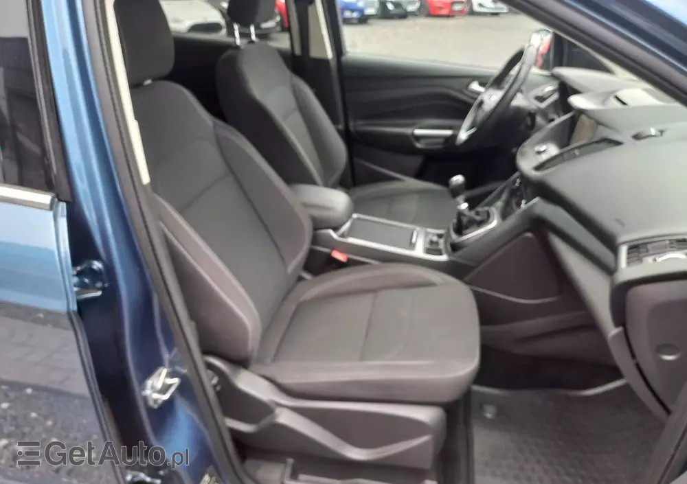 FORD Kuga 2.0 TDCi 2x4 Titanium