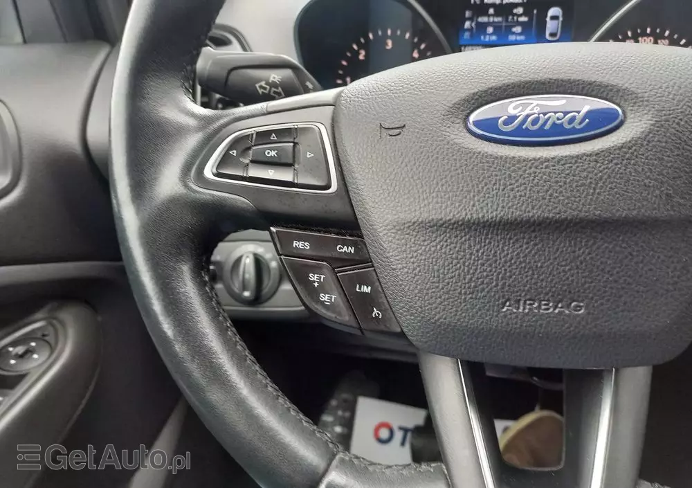 FORD Kuga 2.0 TDCi 2x4 Titanium