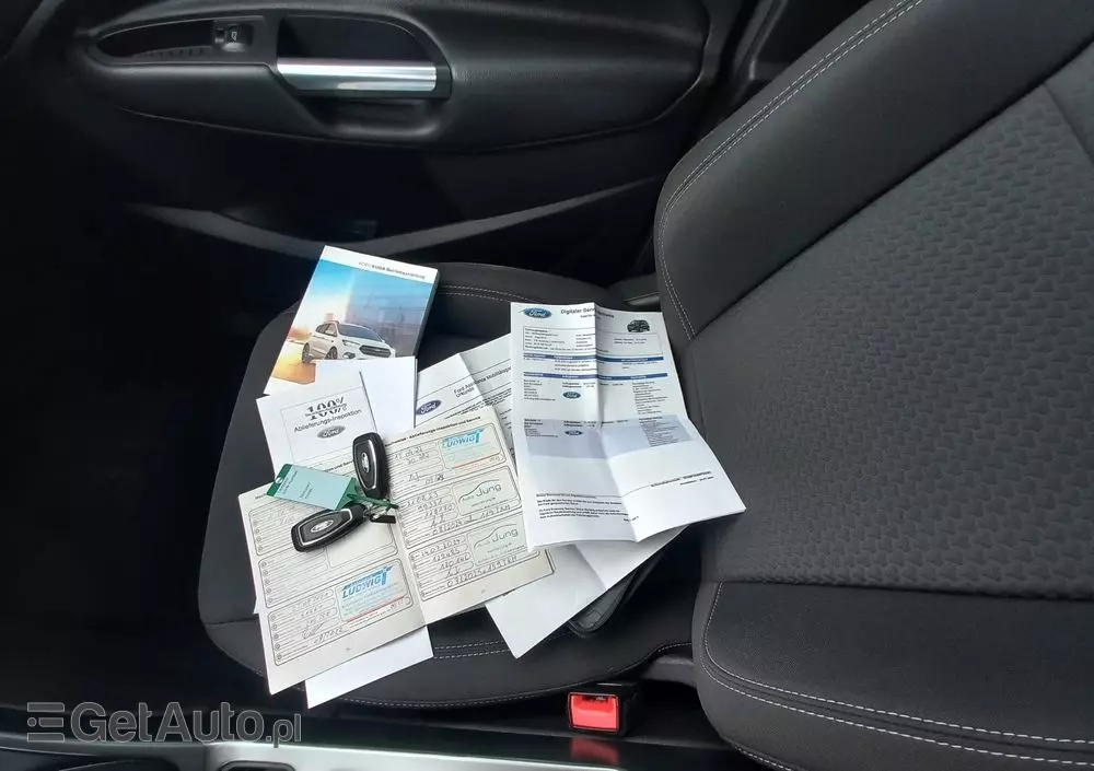 FORD Kuga 2.0 TDCi 2x4 Titanium