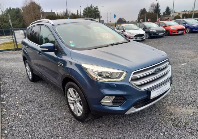FORD Kuga 2.0 TDCi 2x4 Titanium