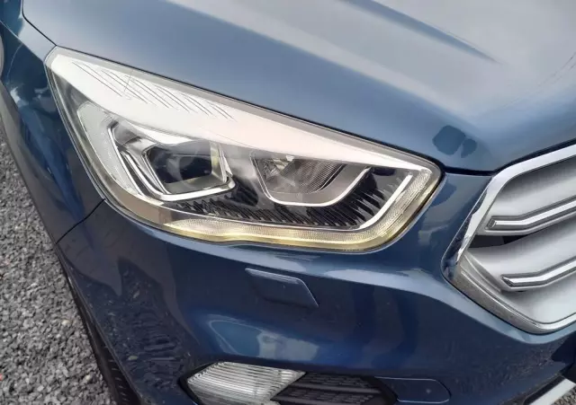 FORD Kuga 2.0 TDCi 2x4 Titanium