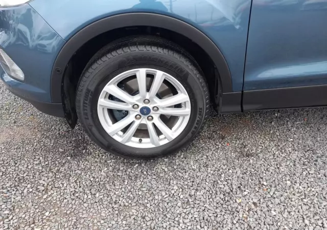 FORD Kuga 2.0 TDCi 2x4 Titanium