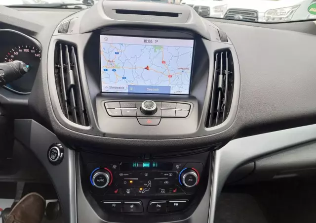 FORD Kuga 2.0 TDCi 2x4 Titanium