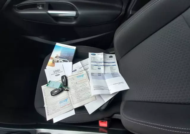 FORD Kuga 2.0 TDCi 2x4 Titanium