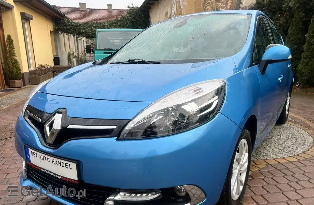 RENAULT Scenic 