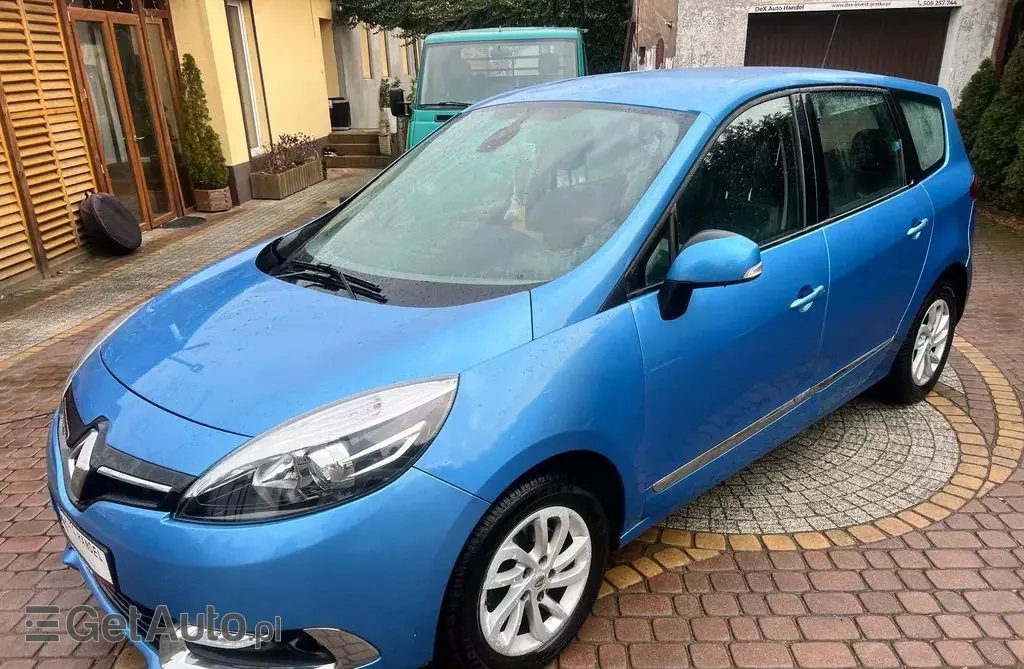 RENAULT Scenic 