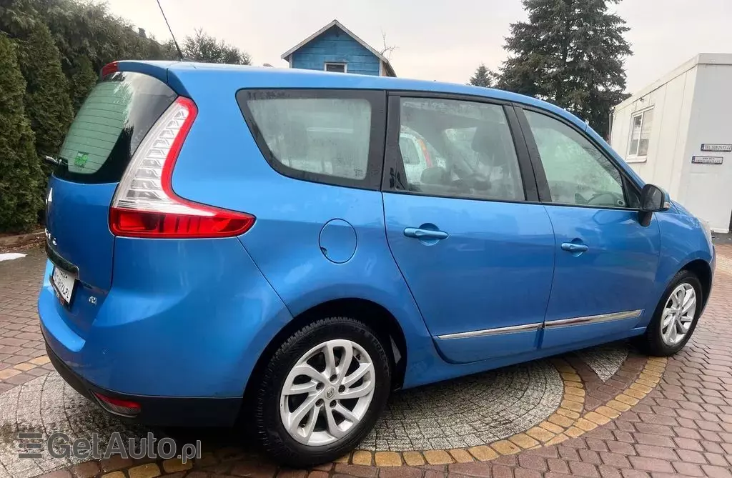 RENAULT Scenic 