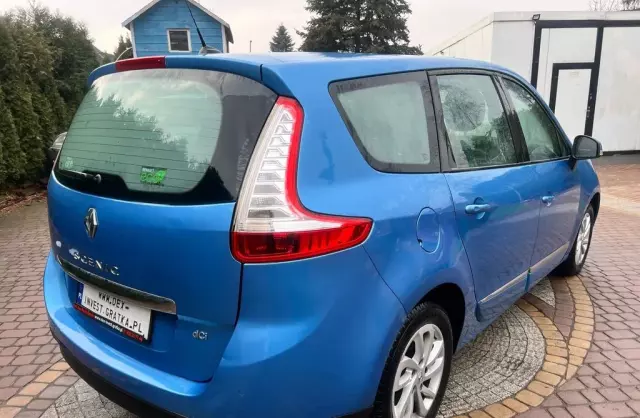 RENAULT Scenic 