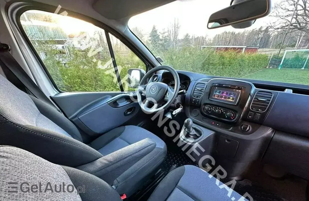 OPEL Vivaro 