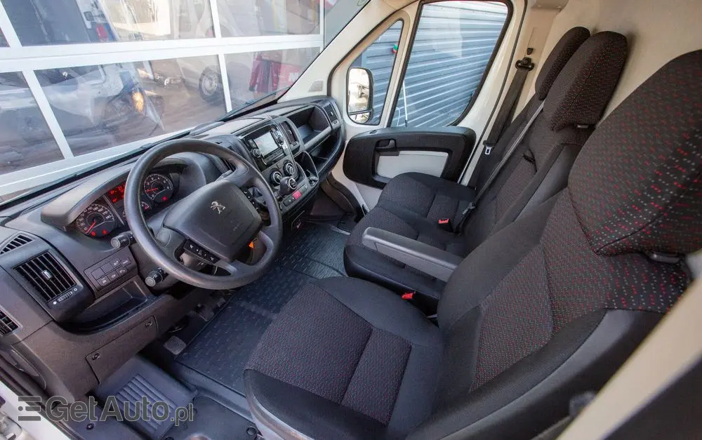 PEUGEOT Boxer L2H2 ŚREDNI 2.2 BlueHDI *PREMIUM* 