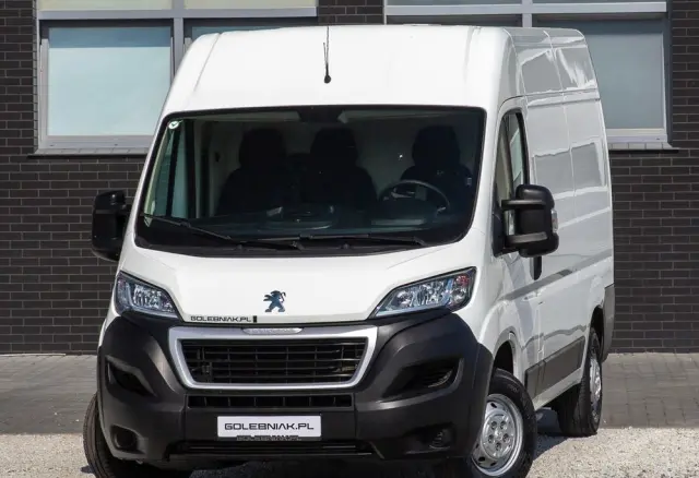 PEUGEOT Boxer L2H2 ŚREDNI 2.2 BlueHDI *PREMIUM* 