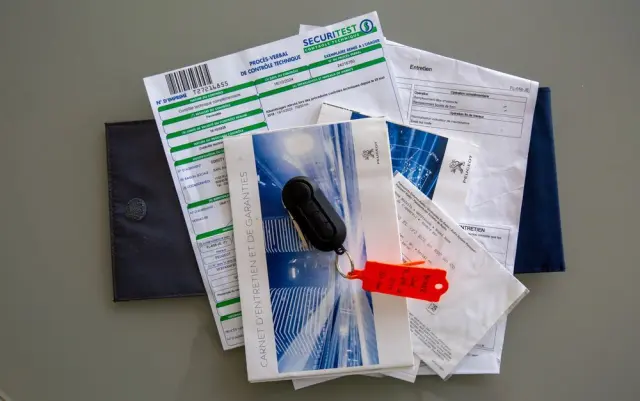 PEUGEOT Boxer L2H2 ŚREDNI 2.2 BlueHDI *PREMIUM* 