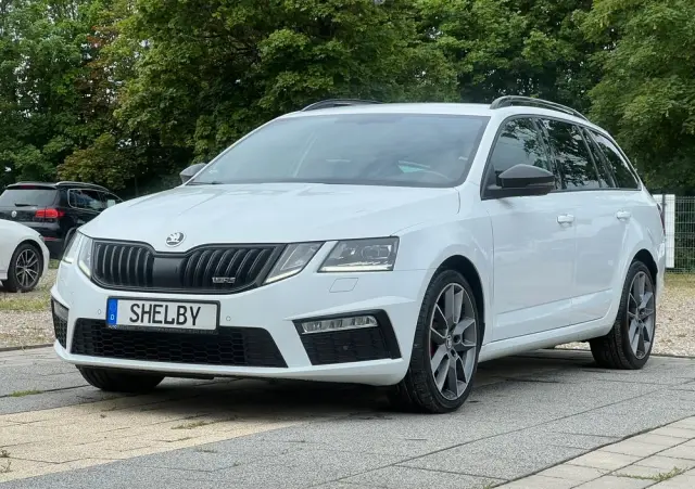 SKODA Octavia 2.0 TDI 4x4 DSG RS