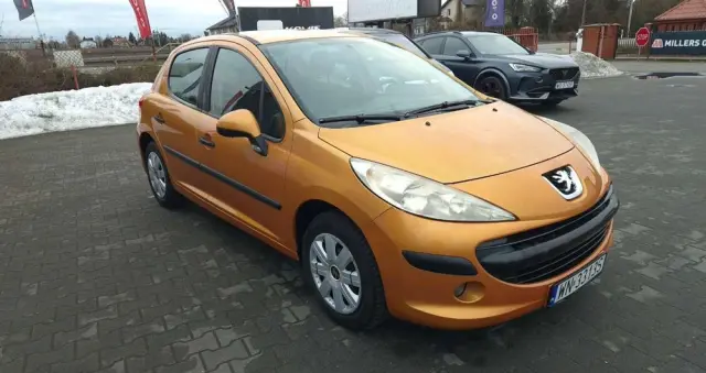 PEUGEOT 207 