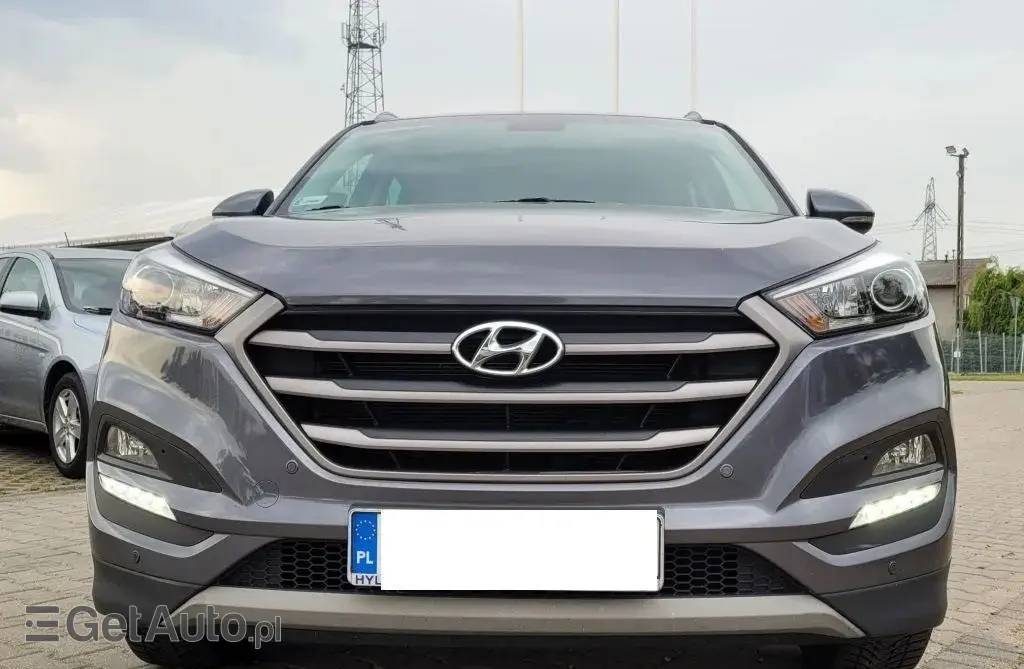 HYUNDAI Tucson 