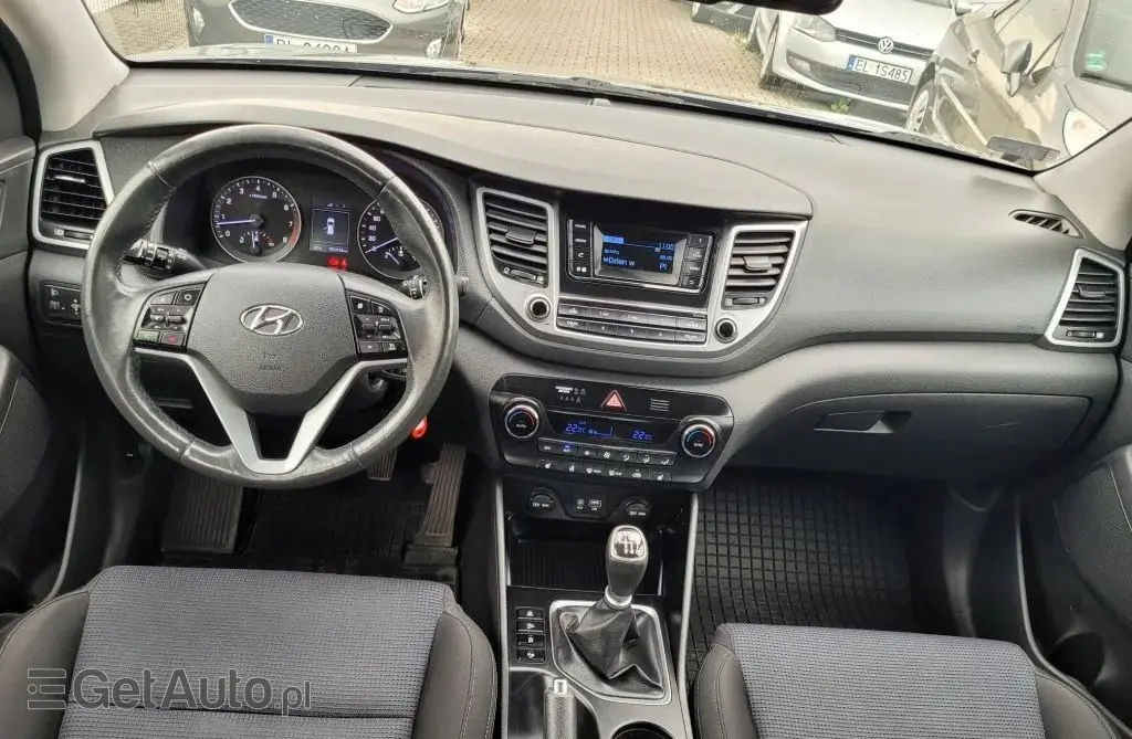 HYUNDAI Tucson 