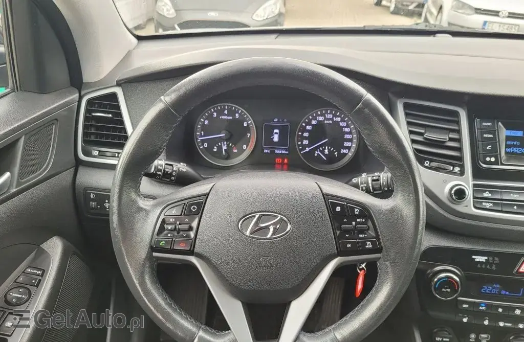 HYUNDAI Tucson 