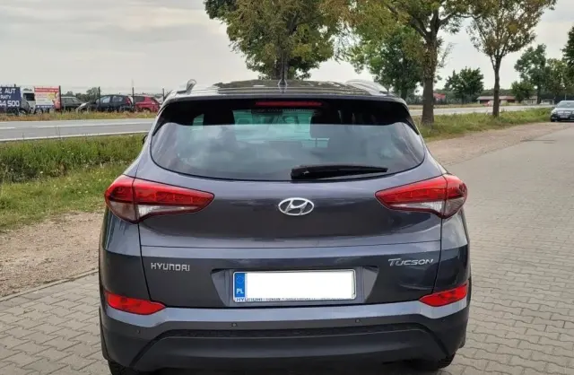 HYUNDAI Tucson 