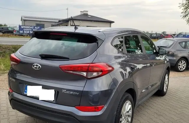HYUNDAI Tucson 