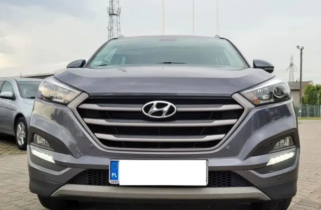 HYUNDAI Tucson 